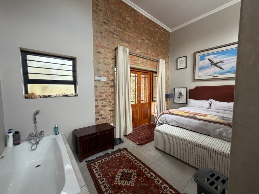 3 Bedroom Property for Sale in Lekwena Wildlife Estate North West
